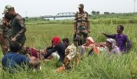 সাপাহার সীমান্তে পুশইনে ব্যর্থ হয়ে ১৭ জনকে ফিরিয়ে নিল বিএসএফ! শক্ত অবস্থানে বিজিবি