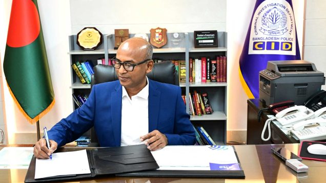সিআইডি প্রধান হলেন অতিরিক্ত আইজিপি ব্যারিস্টার মোশাররফ হোছাইন
