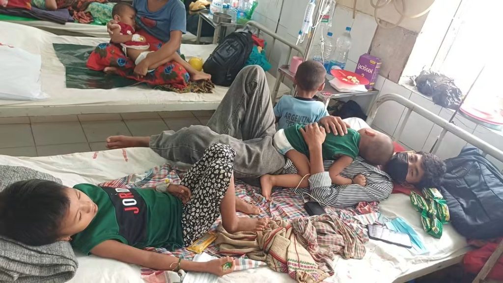 বান্দরবানে ভয়াবহ আকারে ছড়াচ্ছে হাম: সন্তানের সেবা করতে গিয়ে প্রাণ হারালেন মা, হাসপাতালে চিকিৎসাধীন দুই শিশু