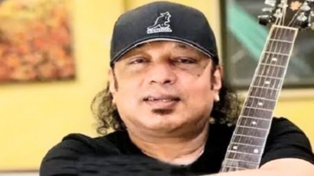 ঢাকায় এসে যেভাবে গিটারের জাদুকর হয়ে উঠেন আইয়ুব বাচ্চু
