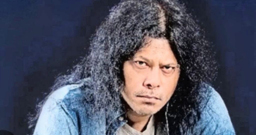 ইতালিতে হোটেল কক্ষ নোংরা করার অভিযোগে জেমসকে জরিমানা