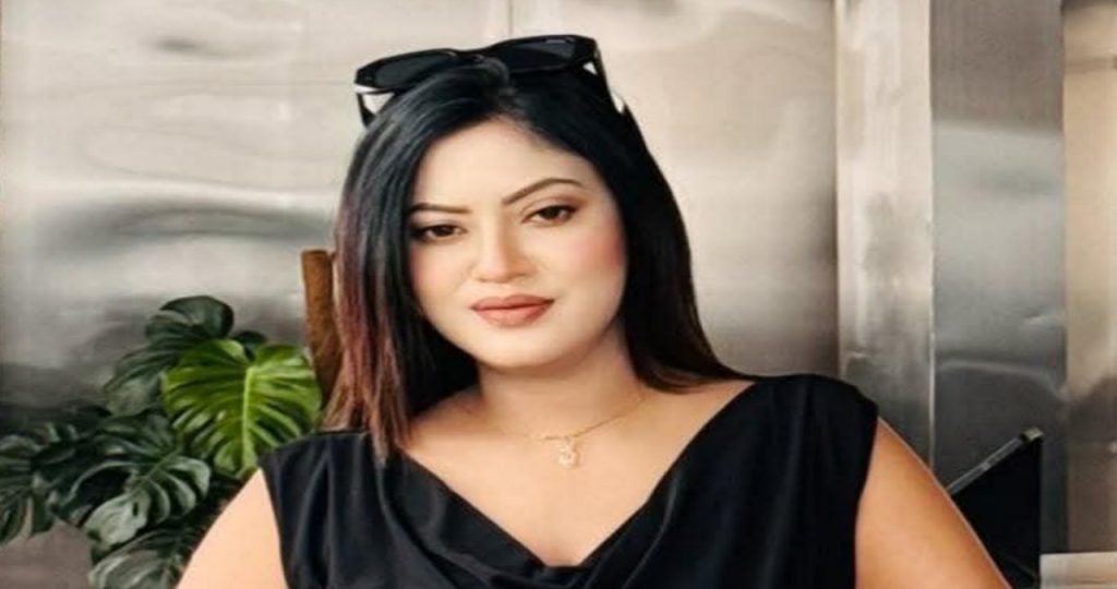‘শিকারি’ নিয়ে হাজির হচ্ছেন মৌ খান