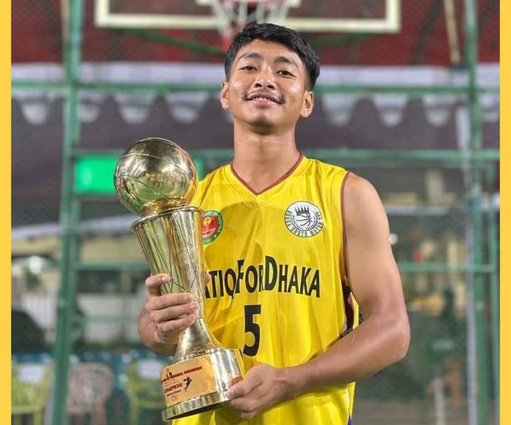 জাতীয় বাস্কেটবল দলের চূড়ান্ত স্কোয়াডে আদিবাসী শিক্ষার্থী বান্দরবানের নোয়েল ত্রিপুরা