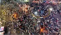 ভারতে ফের আন্দোলন, অনশনে ছাত্রনেতা, সমর্থন ককরোচদের