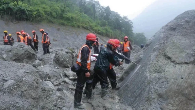 নেপালে বন্যা ও ভূমিধসে ৭৩০ ছাড়াল মৃতের সংখ্যা