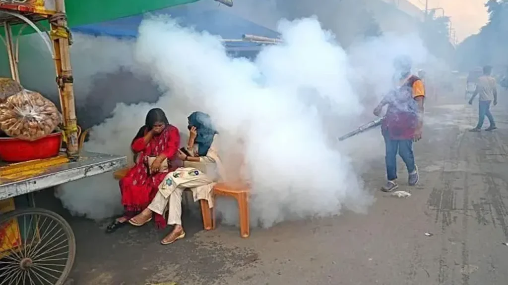 ঢাকার বাইরে বাড়ছে ডেঙ্গুর দাপট
