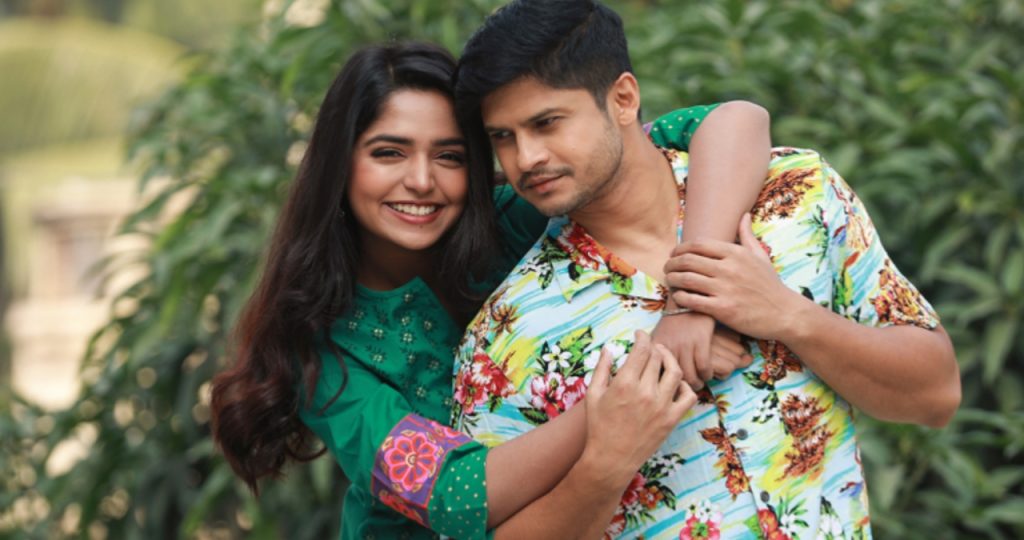 নিলয় হিমির ভিন্ন গল্প