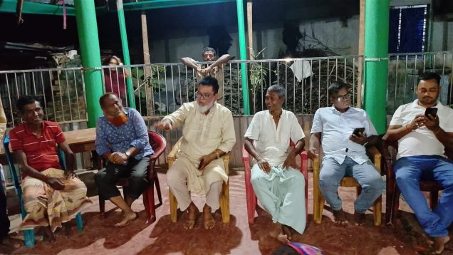 সাপাহারে চেয়ারম্যান পদপ্রার্থী মিজানুর রহমান শাহ চৌধুরীর উঠান বৈঠক অনুষ্ঠিত